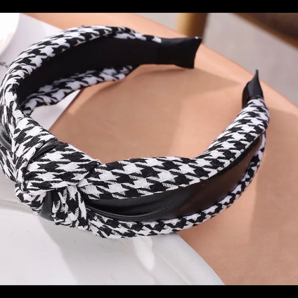 New black and white fabric print houndstooth top knot with leather headband - Picture 3 of 10
